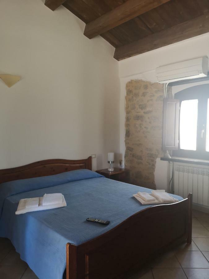 Villa Sperone Agriturismo à Assoro Extérieur photo